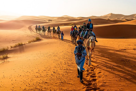 Tour de 7 días desde Tánger a Marrakech vía Chefchaouen, Fez y el desierto